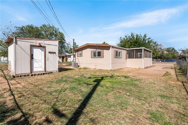 2840 E Packard Avenue, Kingman, AZ 86409