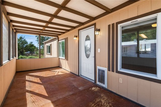 2840 E Packard Avenue, Kingman, AZ 86409