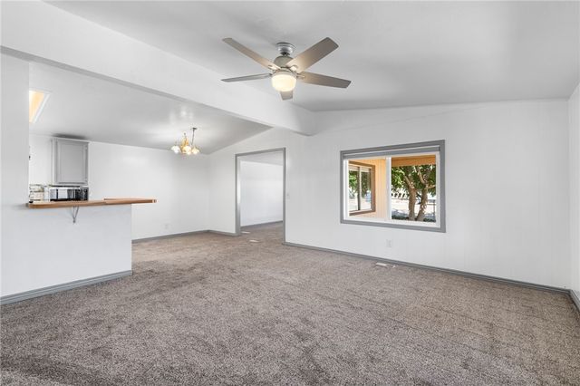 2840 E Packard Avenue, Kingman, AZ 86409