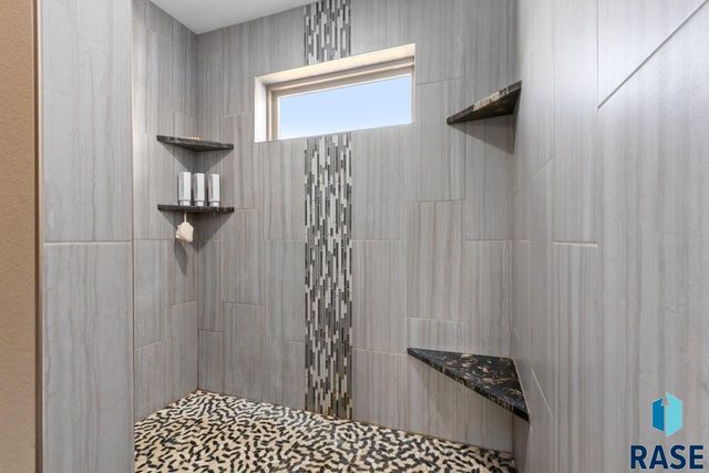 8917 W Dragonfly Dr Drive, Sioux Falls, SD 57107