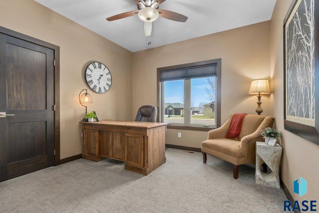 8917 W Dragonfly Dr Drive, Sioux Falls, SD 57107