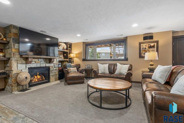 8917 W Dragonfly Dr Drive, Sioux Falls, SD 57107