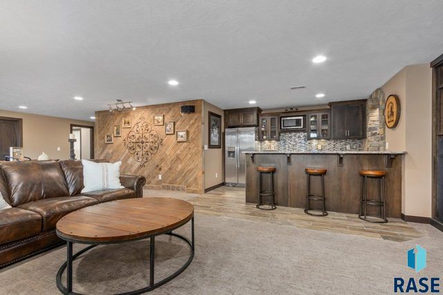 8917 W Dragonfly Dr Drive, Sioux Falls, SD 57107