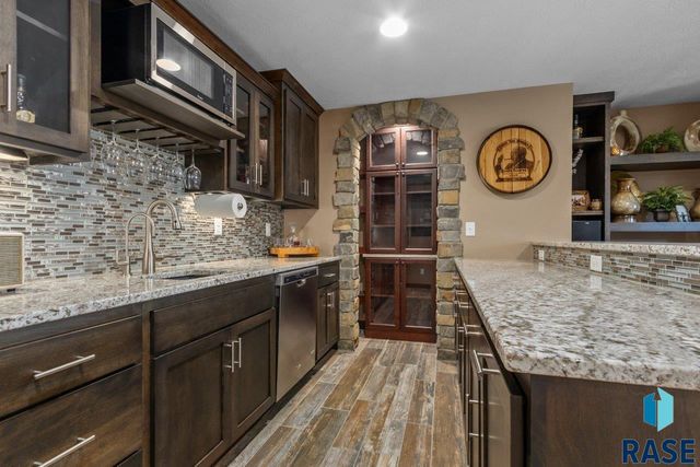 8917 W Dragonfly Dr Drive, Sioux Falls, SD 57107