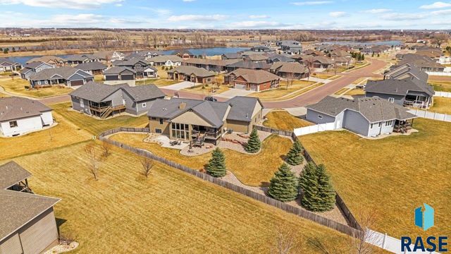 8917 W Dragonfly Dr Drive, Sioux Falls, SD 57107