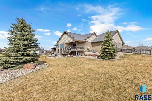 8917 W Dragonfly Dr Drive, Sioux Falls, SD 57107