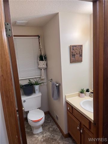 169 Warner Road 167, Lancaster, NY 14043