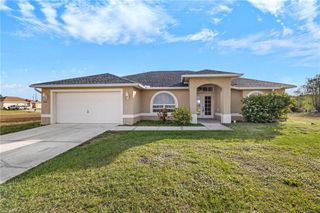 2227 NW 3rd PL, Cape Coral, FL 33993