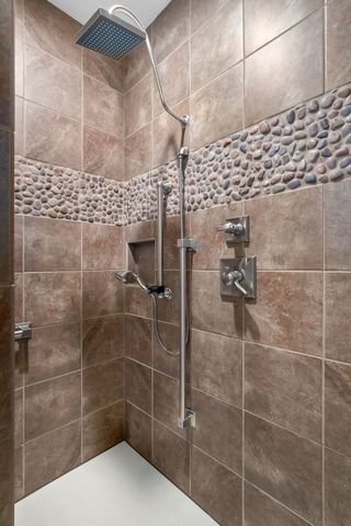 3436 S Horseshoe Avenue, Springfield, MO 65804