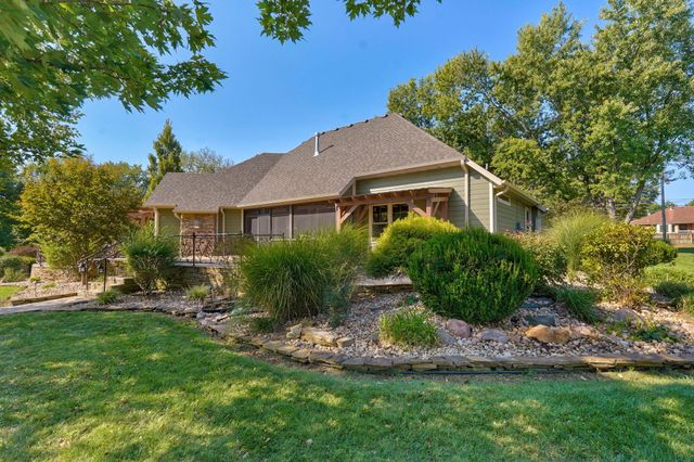3436 S Horseshoe Avenue, Springfield, MO 65804