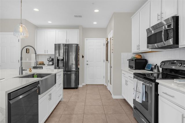 2096 WATER TUPELO WAY, Ocoee, FL 34761