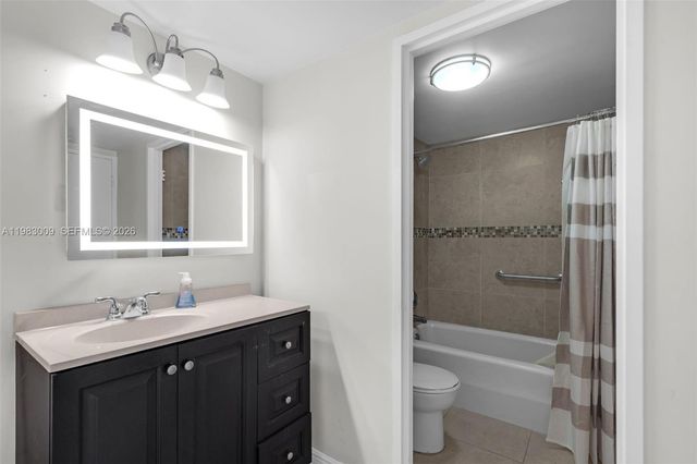 500 Three Islands Blvd 226, Hallandale Beach, FL 33009