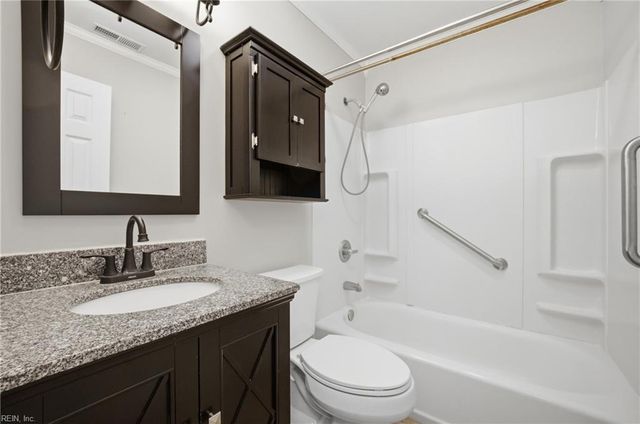 116 Goldcrest DR, Chesapeake, VA 23325