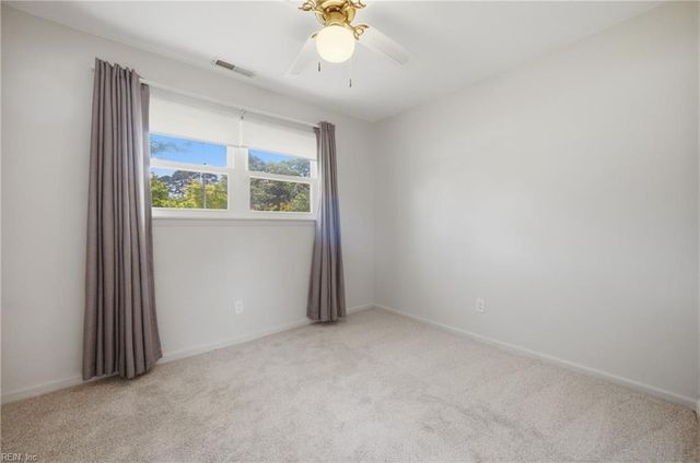 116 Goldcrest DR, Chesapeake, VA 23325