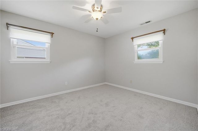 116 Goldcrest DR, Chesapeake, VA 23325