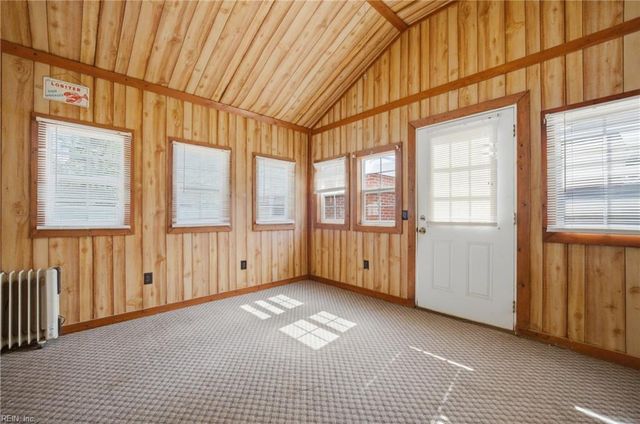 116 Goldcrest DR, Chesapeake, VA 23325