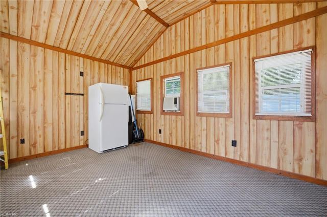 116 Goldcrest DR, Chesapeake, VA 23325