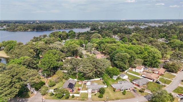 116 Goldcrest DR, Chesapeake, VA 23325