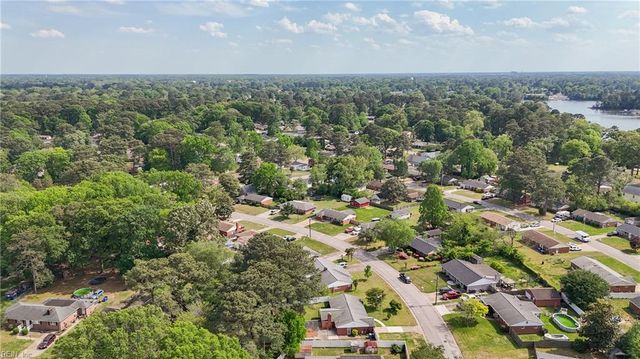 116 Goldcrest DR, Chesapeake, VA 23325