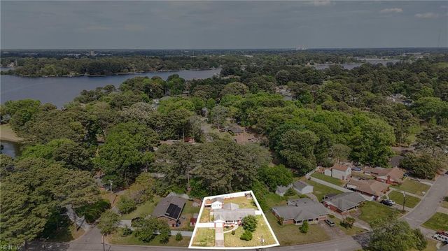 116 Goldcrest DR, Chesapeake, VA 23325