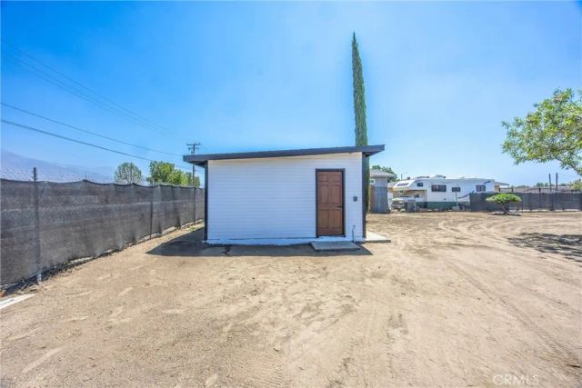 27124 5th, Highland, CA 92346