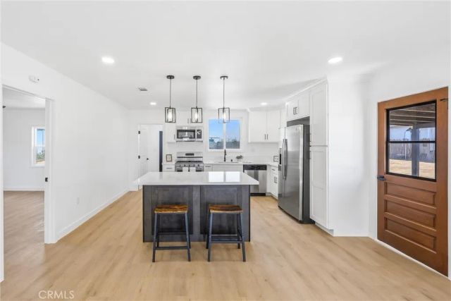 27124 5th, Highland, CA 92346