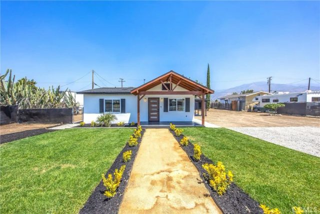 27124 5th, Highland, CA 92346