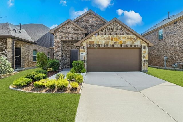 2722 Pease Drive, Forney, TX 75126