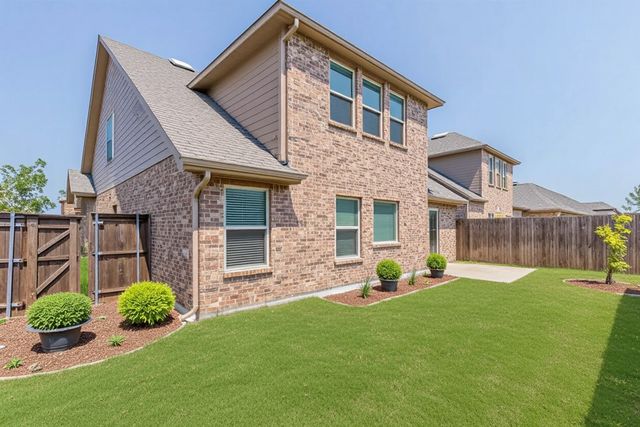 2722 Pease Drive, Forney, TX 75126