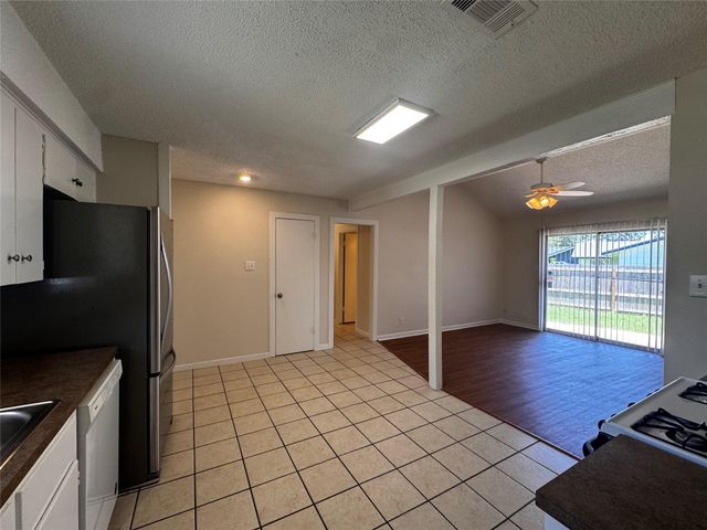 5916 A Cherry LOOP, Austin, TX 78745