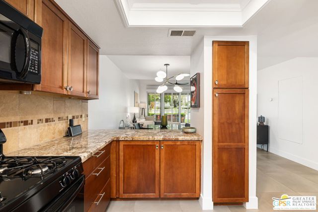 2012 E Sonora Road, Palm Springs, CA 92264