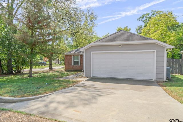 555 Foster, Canton, TX 75103