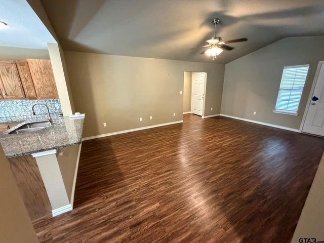 555 Foster, Canton, TX 75103