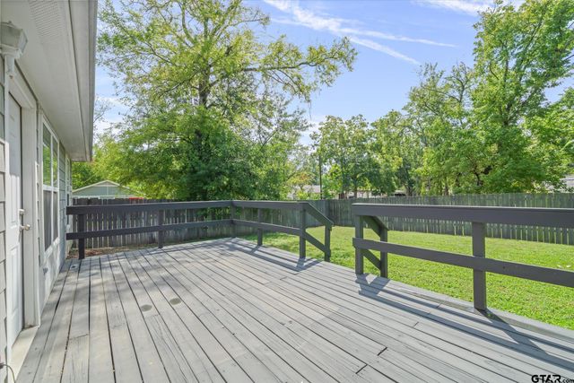 555 Foster, Canton, TX 75103