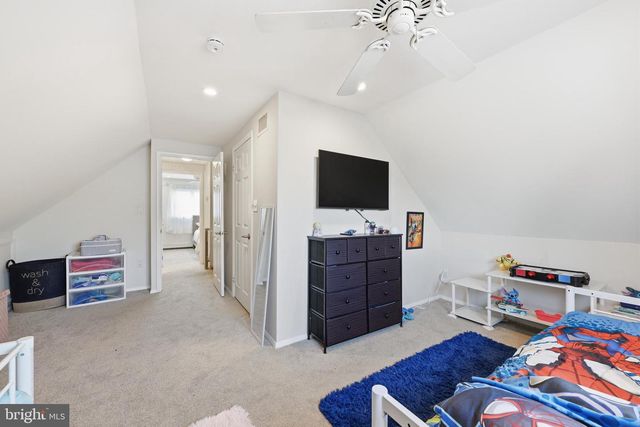 80 QUARRY RD, Levittown, PA 19057