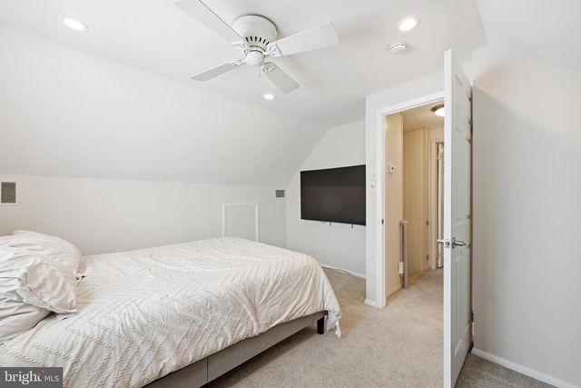 80 QUARRY RD, Levittown, PA 19057