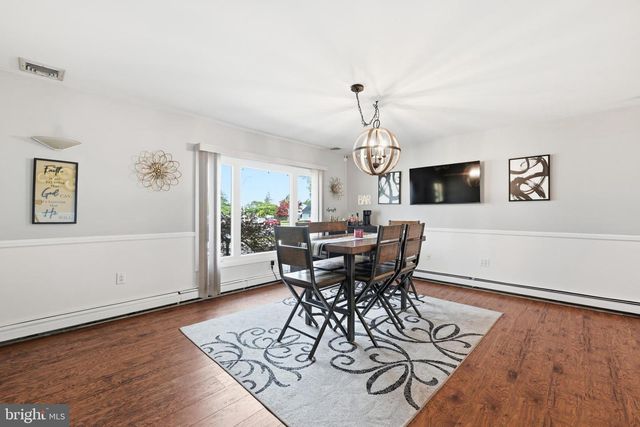 80 QUARRY RD, Levittown, PA 19057