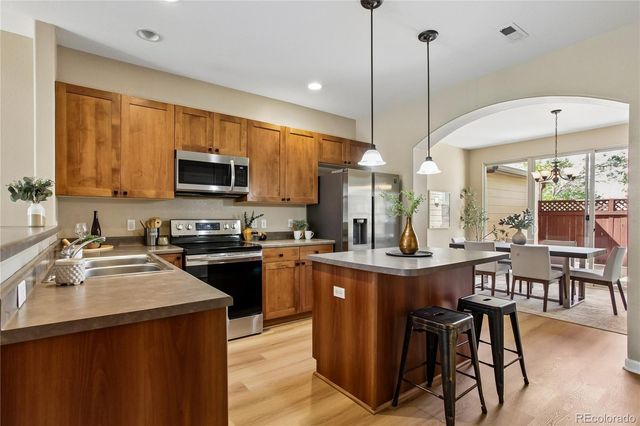 8516 Gold Peak Drive B, Littleton, CO 80130