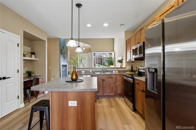8516 Gold Peak Drive B, Littleton, CO 80130