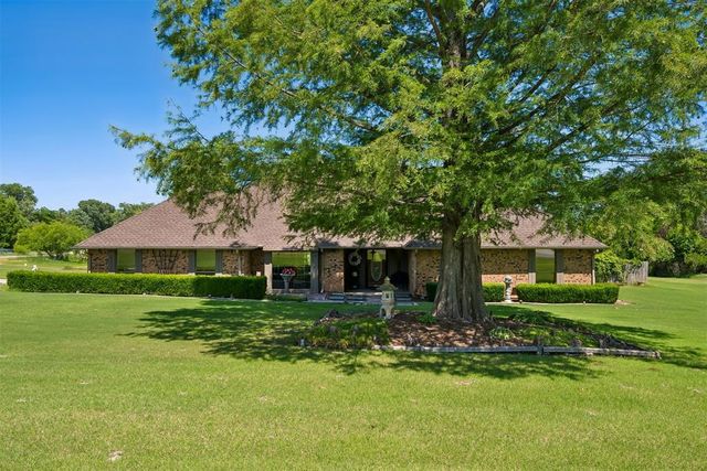 1116 Spring Shadow Drive, Choctaw, OK 73020