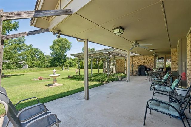 1116 Spring Shadow Drive, Choctaw, OK 73020