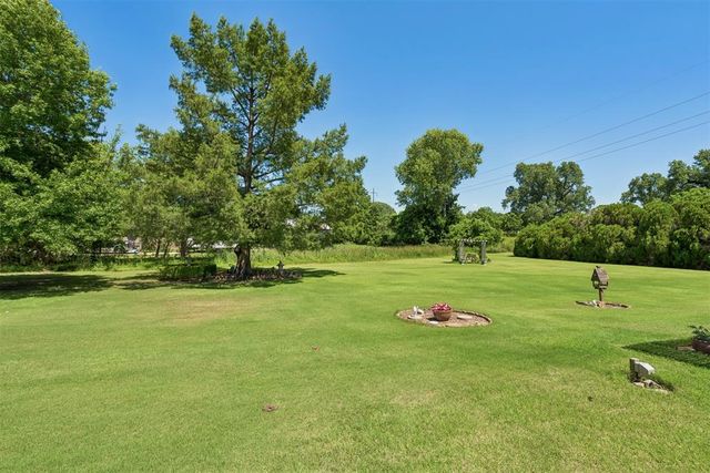 1116 Spring Shadow Drive, Choctaw, OK 73020
