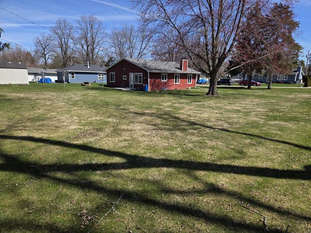 2817 Jones STREET, Delavan, WI 53115