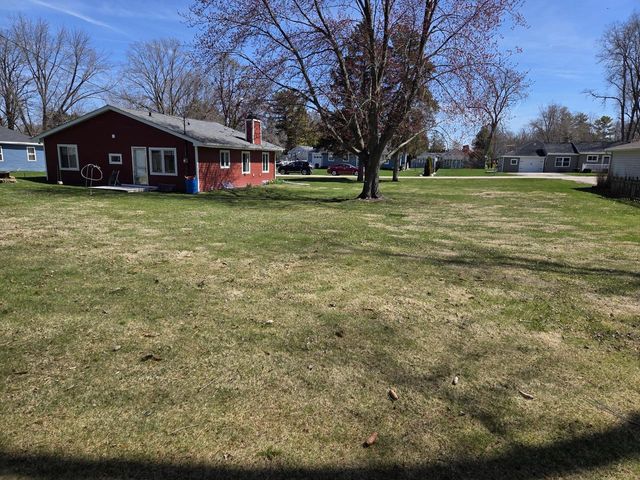 2817 Jones STREET, Delavan, WI 53115