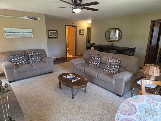 2817 Jones STREET, Delavan, WI 53115