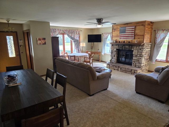 2817 Jones STREET, Delavan, WI 53115