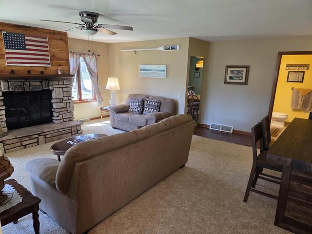 2817 Jones STREET, Delavan, WI 53115