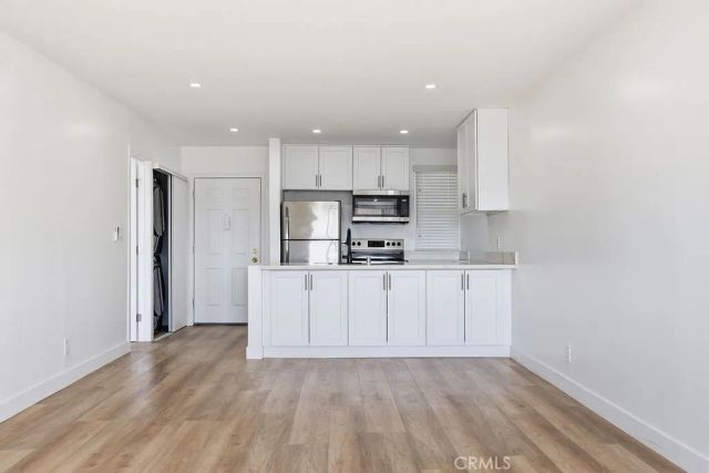 17000 Burbank Boulevard 311, Encino, CA 91316