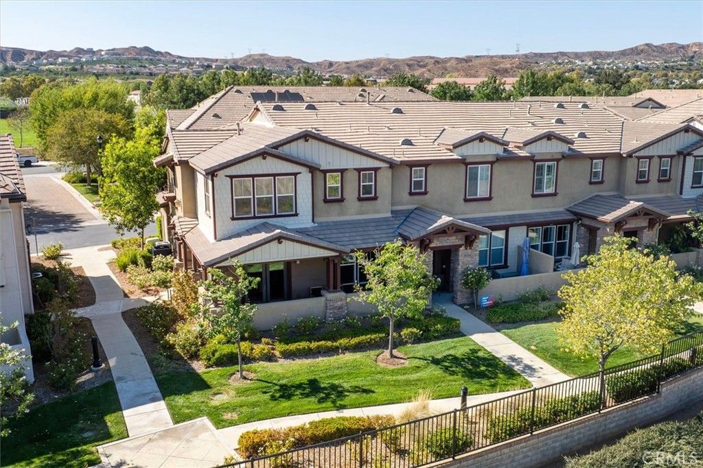 28600 Pietro Drive, Valencia, CA 91354 — photo 5
