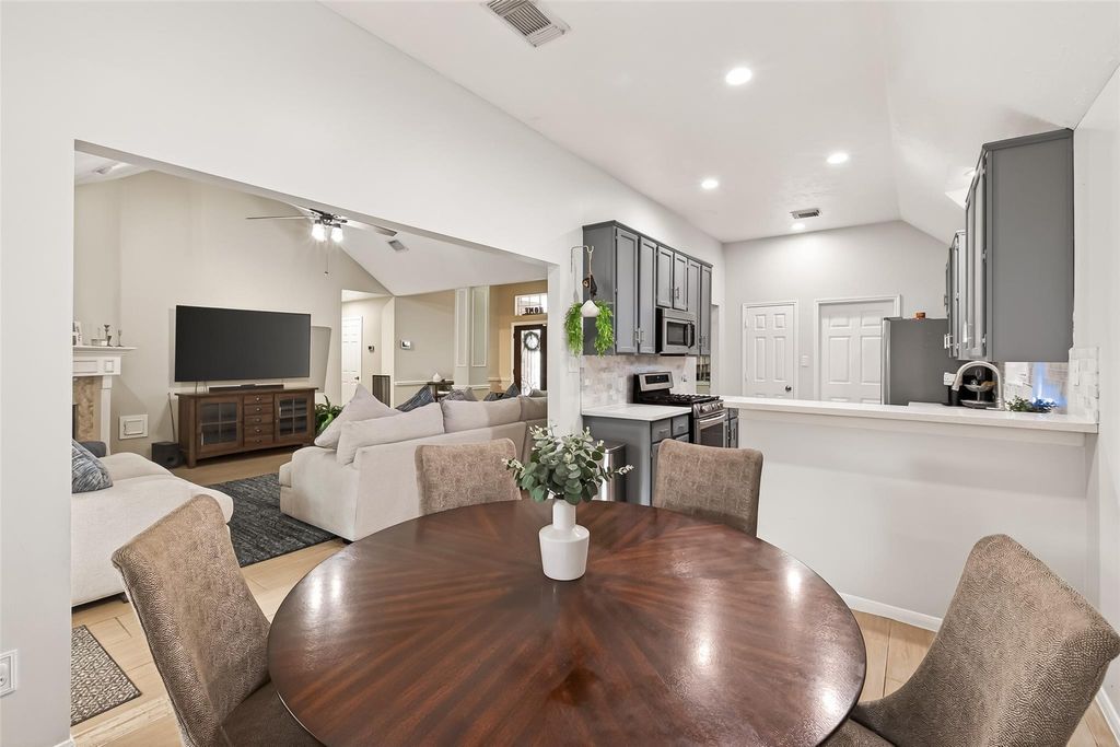 Image 18 of property listing at 19131 Cotton Gin Drive, Katy, TX 77449